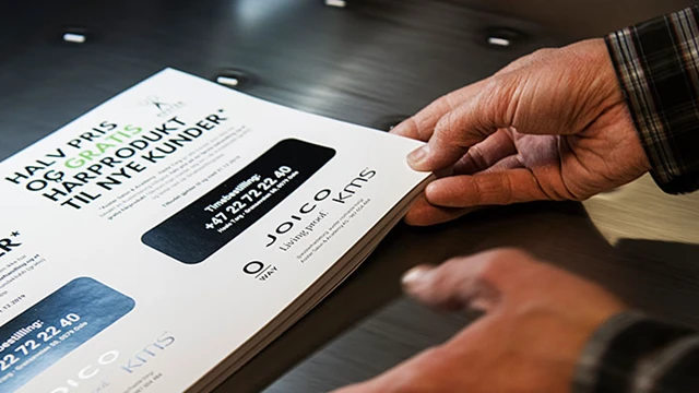 Digitalt trykkeri klargjør digitaltrykk trykksaker