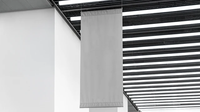 Tekstil bannere kan for eksempel henges fra taket i kontorlokaler eller på messer